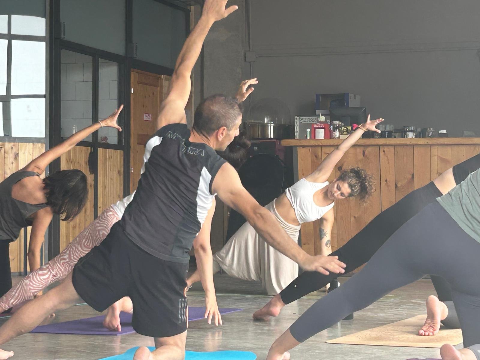 Yoga and fairy tales: Aladdin